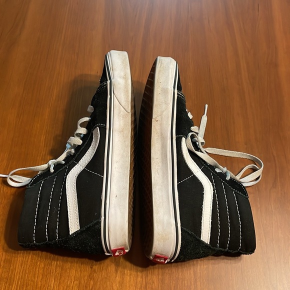 VANS Sk8-Hi Black & White Shoes US Men 6.5, 
US Women 8.0, UK 5.5, EUR 38.5 - Picture 3 of 9